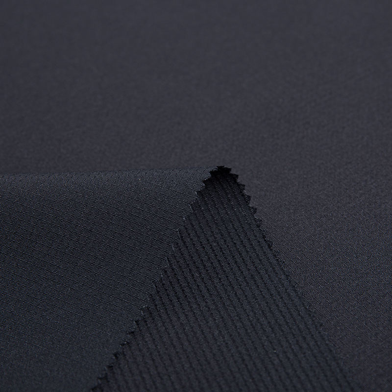 Tissu de fil Cool Midpoint-Cool à grille mate de 85 g/m²